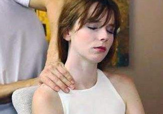 高低肩怎么回事？高低肩怎么形成的