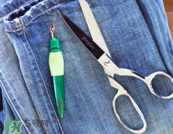 毛邊牛仔褲可以自己剪嗎？毛邊牛仔褲怎么剪？