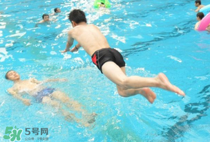四月份可以游泳嗎？幾月份可以游泳？