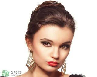 四月份可以打耳洞嗎？4月份可以打耳洞嗎？