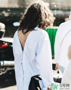 襯衫反著穿好看嗎？襯衫反著穿好不好看？