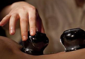 拔罐拔出水泡來(lái)怎么回事？拔罐出水泡是什么原因