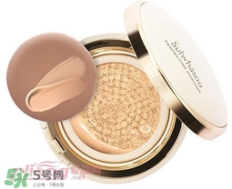 ysl蕾絲氣墊粉餅怎么用？ysl超模蕾絲氣墊粉餅使用方法