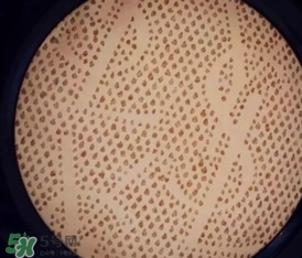 ysl蕾絲氣墊粉餅怎么用？ysl超模蕾絲氣墊粉餅使用方法