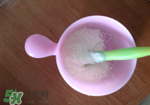 亨氏米粉怎么沖調(diào)？亨氏米粉沖調(diào)方法