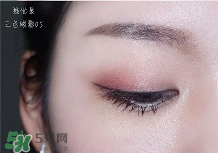 稚優(yōu)泉三色眼影色號(hào) 稚優(yōu)泉三色眼影試色