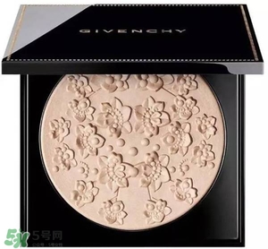 紀(jì)梵希花朵浮雕彩妝盤多少錢？紀(jì)梵希花朵浮雕高光修容盤價格