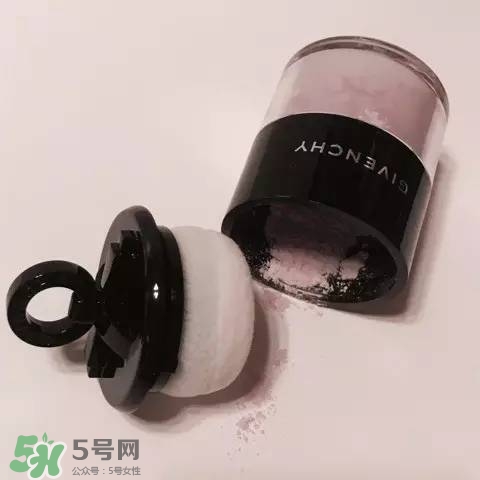 紀(jì)梵希花朵浮雕彩妝盤多少錢？紀(jì)梵希花朵浮雕高光修容盤價格