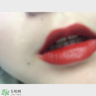 辣椒紅是什么顏色？辣椒紅口紅色號試色