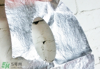 雅詩(shī)蘭黛小棕瓶雙層面膜怎么用？