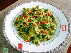 香椿可以炒鵝蛋嗎？香椿和鵝蛋能一起吃嗎？