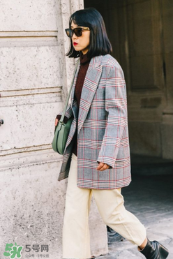 為什么今年流行趙四的西裝？趙四的西裝是什么樣的？