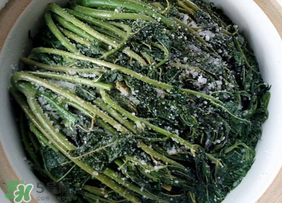 腌制的香椿怎么做好吃？香椿腌制后怎么做好吃？