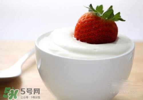 過(guò)期酸奶可以做面膜嗎？過(guò)期酸奶能不能做面膜？