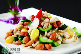 香椿和羊肉能一起吃嗎？香椿和羊肉一起吃了會怎樣？