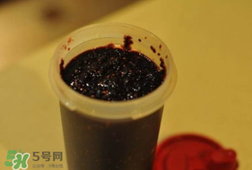 桑葚能染頭發(fā)嗎？桑葚染發(fā)劑自制