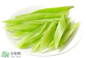 萵筍白色液體能吃嗎？萵筍為什么白色的？
