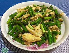 蒜苗能和雞蛋一起吃嗎？蒜苗可以炒雞蛋嗎？