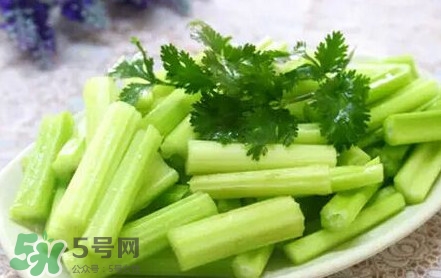 苦菊能和芹菜一起吃嗎？苦菊可以和芹菜一起吃嗎