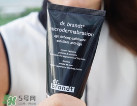 dr.brandt柏瑞特微晶磨砂膏怎么用？柏瑞特微晶磨砂膏用法