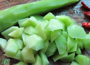 萵筍皮能吃嗎？萵筍皮的做法大全圖解