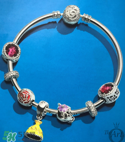 潘多拉美女與野獸手鏈是什么材質(zhì)？pandora美女與野獸是銀的嗎？