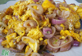 洋蔥和雞蛋能一起吃嗎？雞蛋和洋蔥能一起炒嗎？