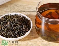 蒲公英根的營養(yǎng)價值_蒲公英根的功效與作用及食用方法 蒲公英根的營養(yǎng)價值_蒲公英根的功效與作用及食用方法