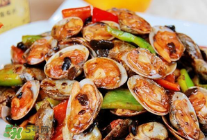 花甲里面黑色的東西能吃嗎？花甲里面黑色的是什么？