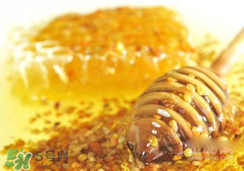 桃花茶可以加蜂蜜嗎？桃花茶可以和蜂蜜一起喝嗎？