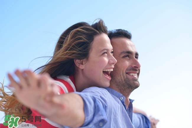 戀愛(ài)期間哪些玩笑不能開(kāi)？戀愛(ài)期間要會(huì)說(shuō)這幾句美妙的情話