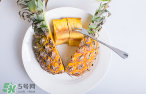 花甲和菠蘿能同吃嗎？吃完花甲能吃菠蘿嗎？