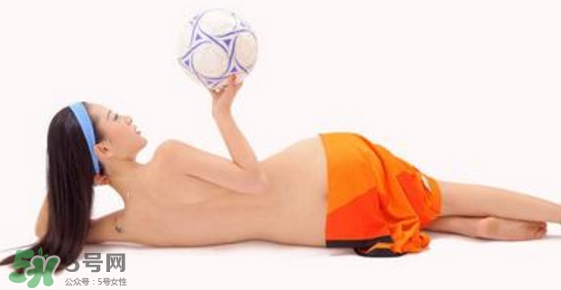 女生熬夜會平胸嗎？女生經(jīng)常熬夜的危害