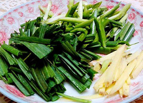 蒜苗是辛辣食物嗎？蒜苗屬于辛辣食物嗎