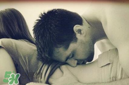 什么時(shí)候第一次性行為合適？第一次性行為的年齡