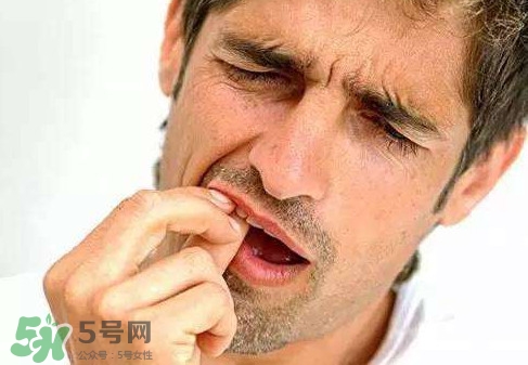 牙齒松動能自己恢復(fù)嗎？牙齒松動會自己恢復(fù)嗎