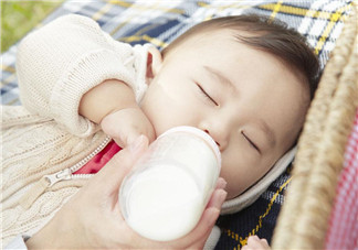 奶瓶發(fā)霉了還能用嗎？奶瓶發(fā)霉了的正確處理方法