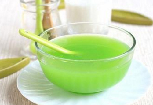 芹菜汁喝生的還是喝熟的？芹菜汁生喝好還是煮熟好