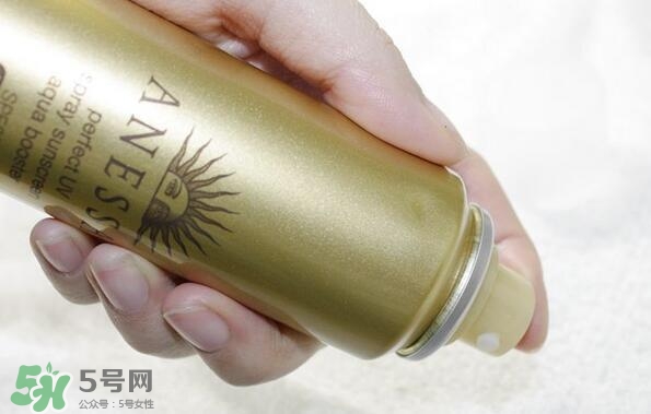 安耐曬噴霧可以帶上飛機(jī)嗎？安耐曬防曬噴霧可以托運嗎？