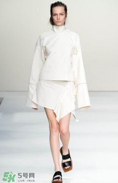 marni是哪個國家的牌子？marni是奢侈品嗎？