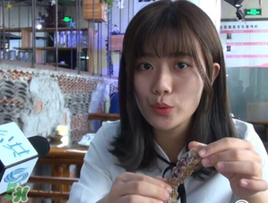 皮皮蝦中間紅色的是什么？皮皮蝦里面紅色是是什么？