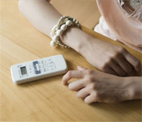 吹空調(diào)渾身無(wú)力怎么辦？長(zhǎng)時(shí)間吹空調(diào)有什么危害？