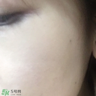 混油敏感肌用什么粉底液？敏感混油皮用的粉底液