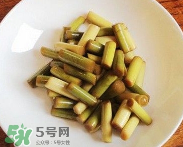 蒜苔怎么腌制好吃？蒜苔腌制方法