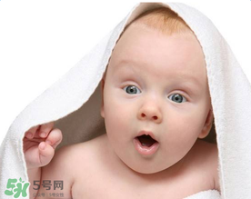 寶寶誤吃洗潔精了該怎么辦？寶寶不小心吃了洗潔精應(yīng)該怎么辦？