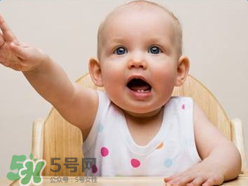 寶寶輔食要加油嗎？寶寶輔食可以加油嗎？