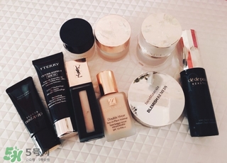 坐月子用什么粉底液？月子里用什么粉底液好