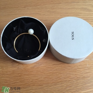 tous是什么牌子？tous桃絲熊是哪個(gè)國家的？