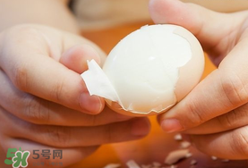 蝦爬子能和雞蛋一起吃嗎？蝦爬子和雞蛋能同吃嗎？