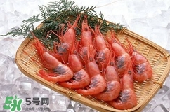 如何挑選新鮮的蝦？買蝦時候怎么挑選